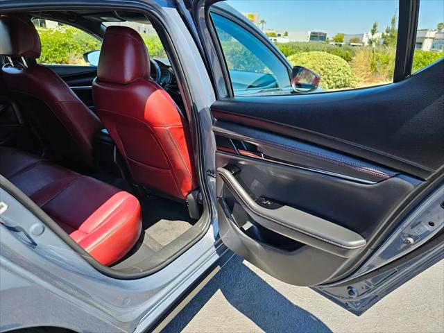 2026 Mazda Mazda3 2.5 S Carbon Edition