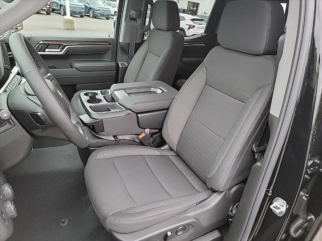 2026 Chevrolet Silverado 1500 4WD Crew Cab Standard Bed LT