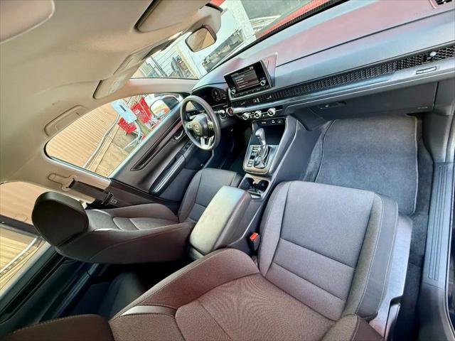 2025 Honda CR-V LX AWD