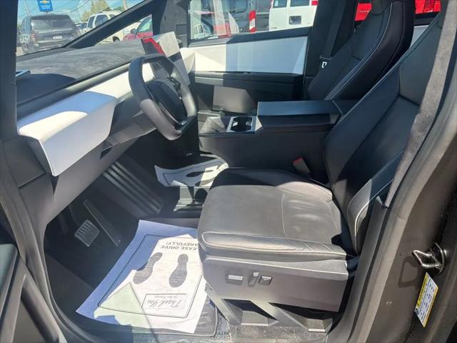 2024 Tesla Cybertruck Cyberbeast