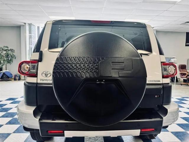 2014 Toyota FJ Cruiser Base