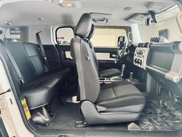 2014 Toyota FJ Cruiser Base