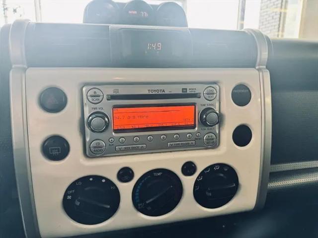 2014 Toyota FJ Cruiser Base