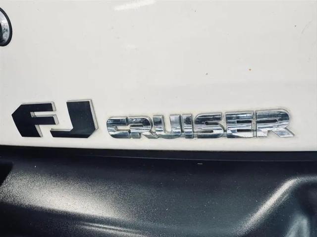 2014 Toyota FJ Cruiser Base