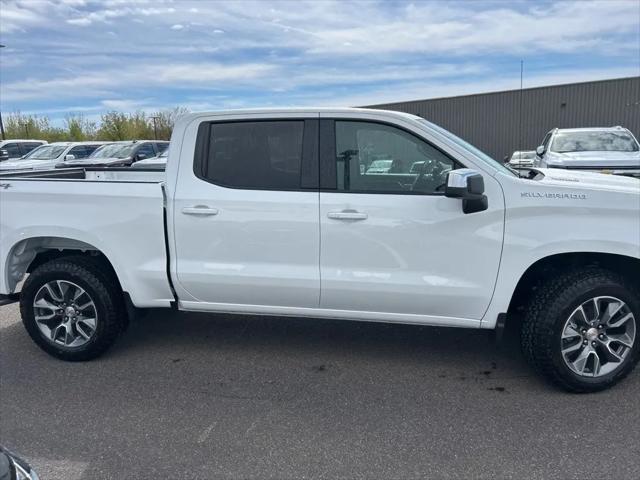 2026 Chevrolet Silverado 1500 4WD Crew Cab Short Bed LT with 2FL