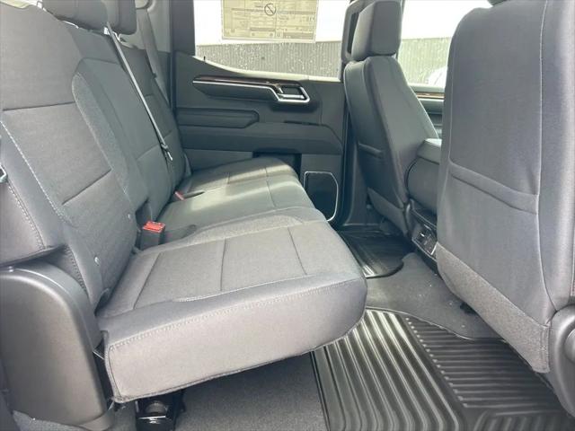 2026 Chevrolet Silverado 1500 4WD Crew Cab Short Bed LT with 2FL
