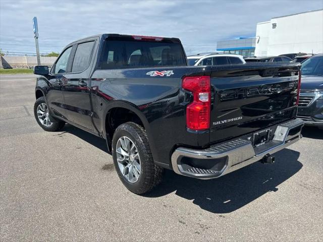 2026 Chevrolet Silverado 1500 4WD Crew Cab Short Bed LT with 2FL