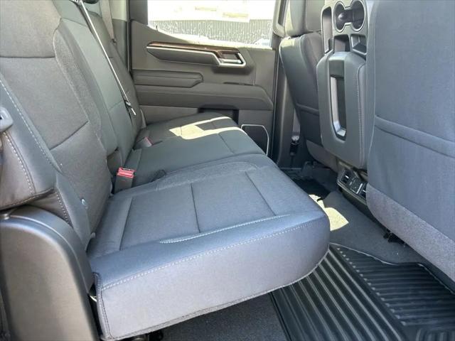 2026 Chevrolet Silverado 1500 4WD Crew Cab Short Bed LT with 2FL