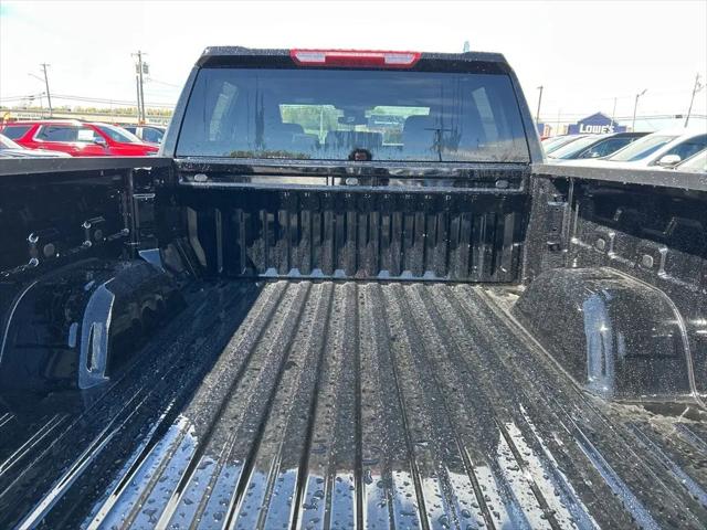 2026 Chevrolet Silverado 1500 4WD Crew Cab Short Bed LT with 2FL