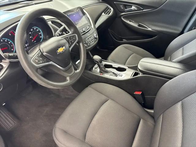 2022 Chevrolet Malibu FWD LT