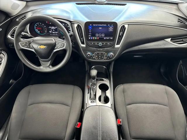 2022 Chevrolet Malibu FWD LT