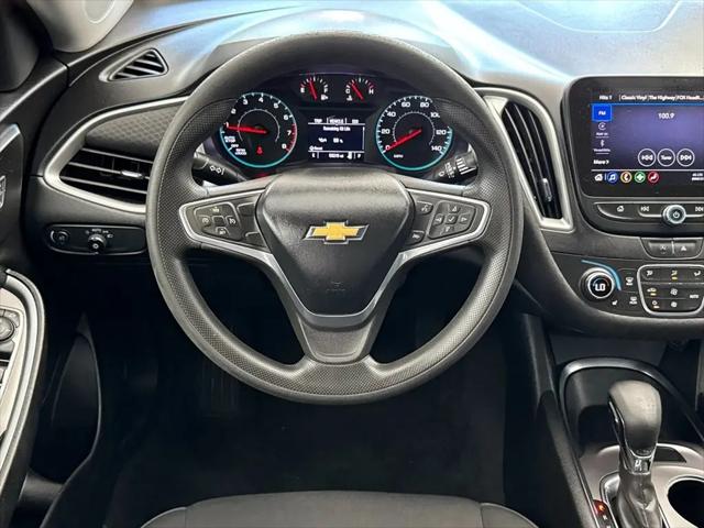 2022 Chevrolet Malibu FWD LT