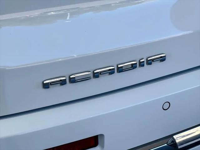 2023 GMC Acadia AWD Denali