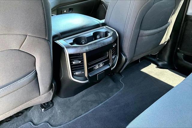 2023 Ram 1500 Big Horn Crew Cab 4x4 5'7" Box