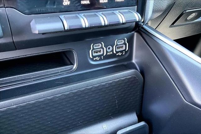 2023 Ram 1500 Big Horn Crew Cab 4x4 5'7" Box