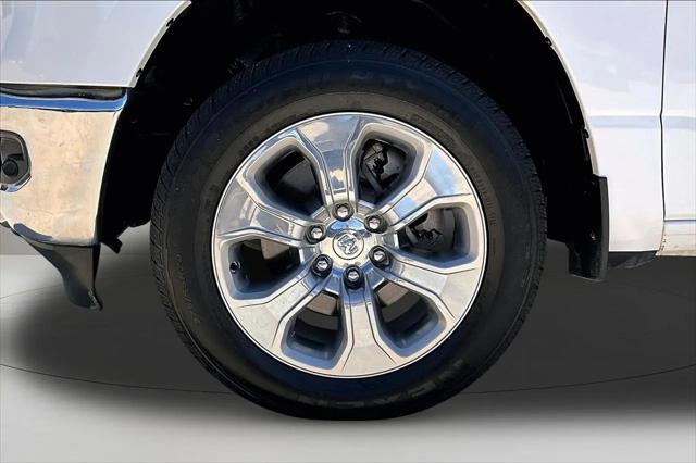 2023 Ram 1500 Big Horn Crew Cab 4x4 5'7" Box