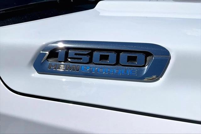 2023 Ram 1500 Big Horn Crew Cab 4x4 5'7" Box