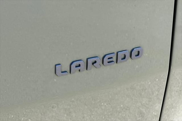 2026 Jeep Cherokee Laredo