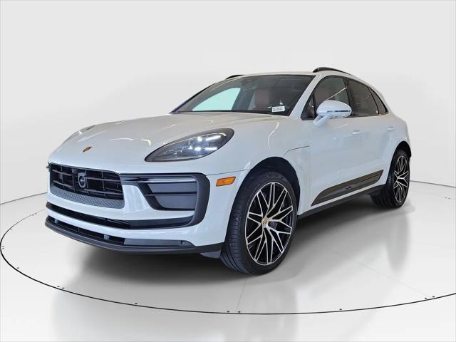 2023 Porsche Macan Macan