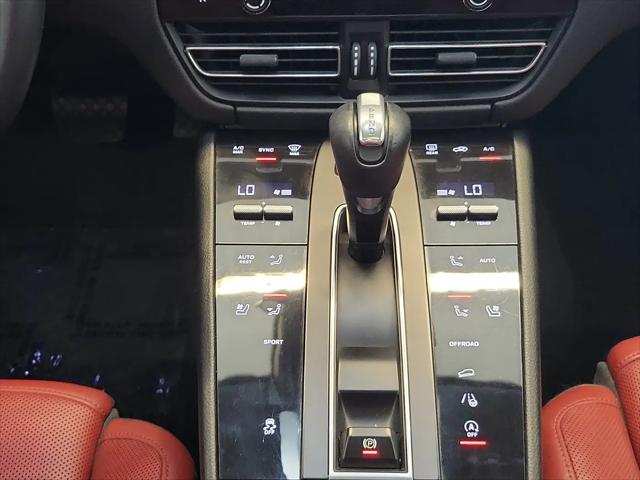 2023 Porsche Macan Macan