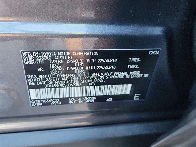 2025 Toyota RAV4 Hybrid SE