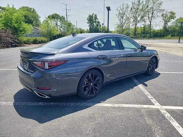 2025 Lexus ES 350 F SPORT Handling