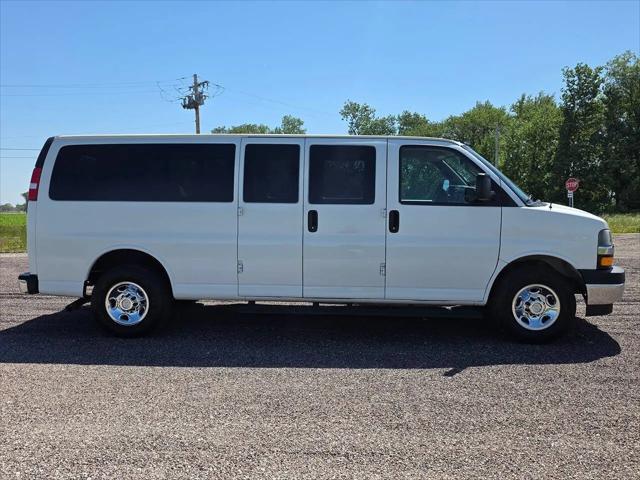 2020 Chevrolet Express Passenger RWD 3500 Extended Wheelbase LT