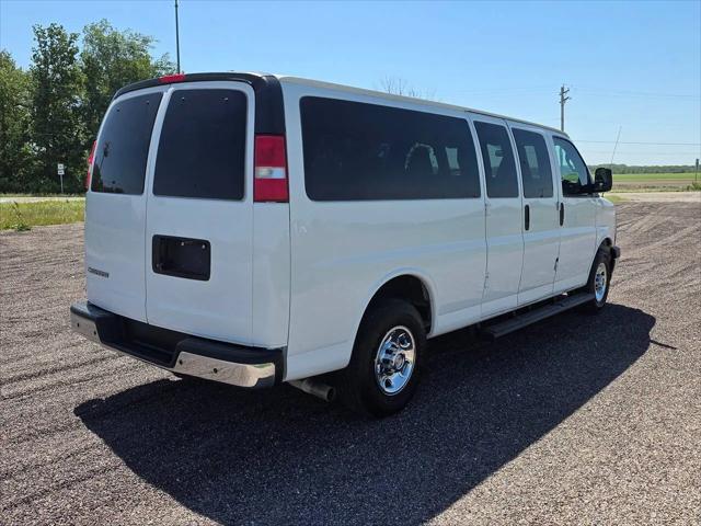 2020 Chevrolet Express Passenger RWD 3500 Extended Wheelbase LT