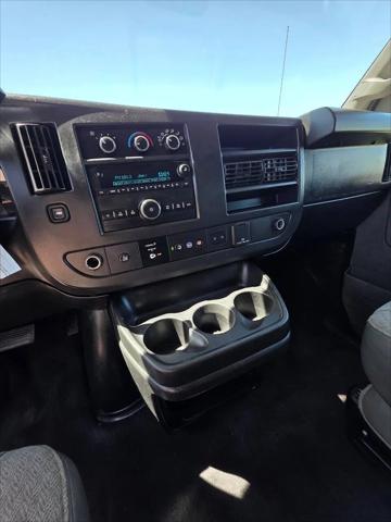 2020 Chevrolet Express Passenger RWD 3500 Extended Wheelbase LT