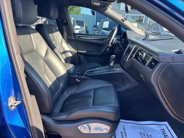 2017 Porsche Macan Macan