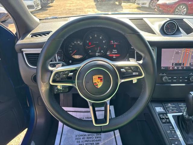 2017 Porsche Macan Macan