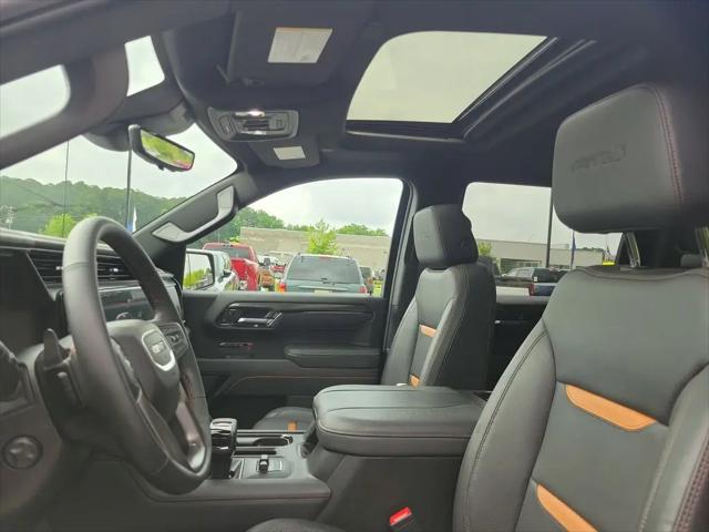 2025 GMC Sierra 1500 4WD Crew Cab Short Box AT4