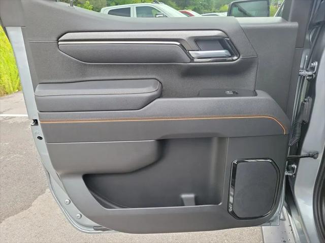 2025 GMC Sierra 1500 4WD Crew Cab Short Box AT4