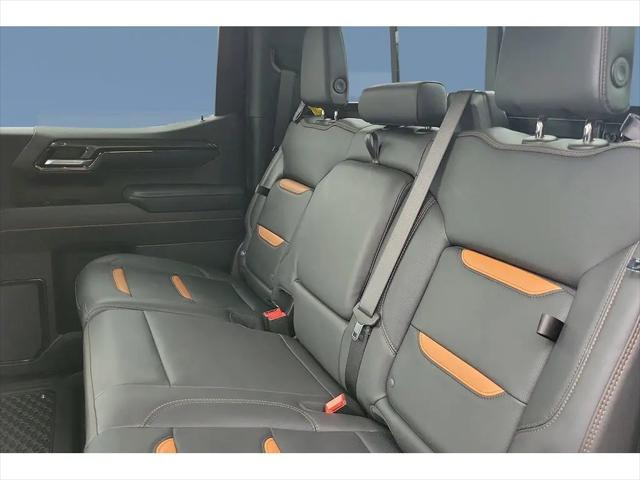 2025 GMC Sierra 1500 4WD Crew Cab Short Box AT4