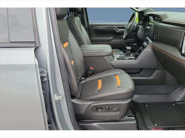 2025 GMC Sierra 1500 4WD Crew Cab Short Box AT4