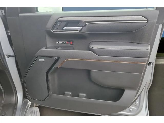 2025 GMC Sierra 1500 4WD Crew Cab Short Box AT4