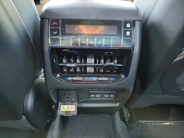 2026 Jeep Grand Cherokee L Altitude 4x2