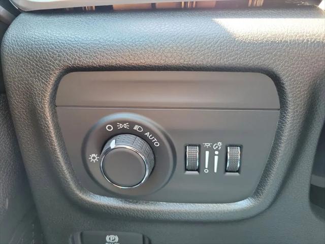2026 Jeep Grand Cherokee L Altitude 4x2
