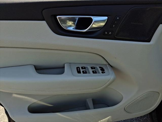 2022 Volvo XC60 B5 Inscription