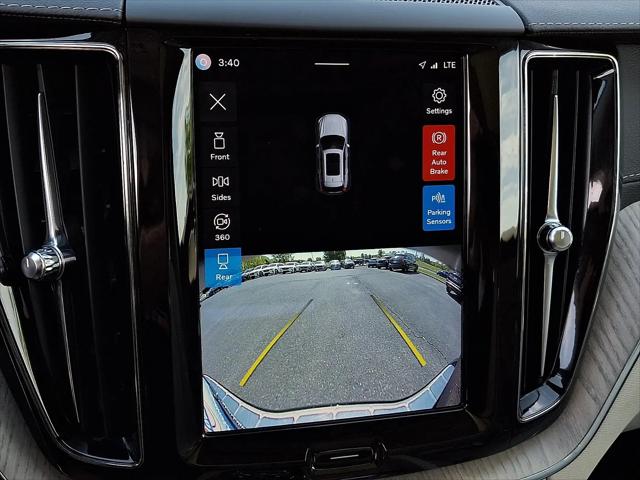 2022 Volvo XC60 B5 Inscription