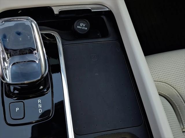 2022 Volvo XC60 B5 Inscription