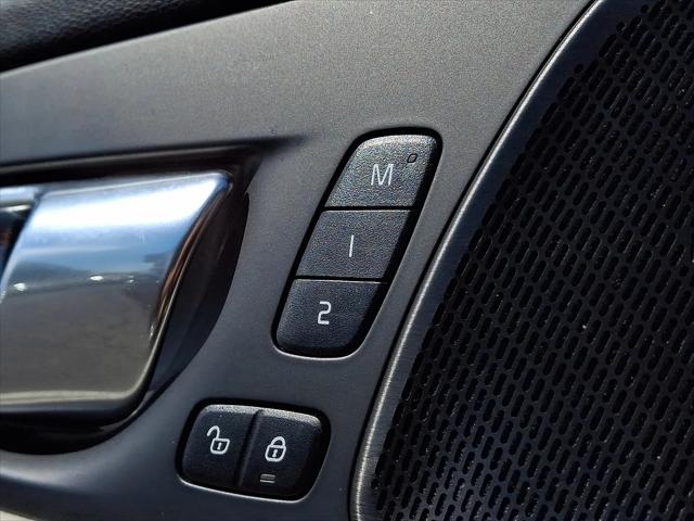 2022 Volvo XC60 B5 Inscription