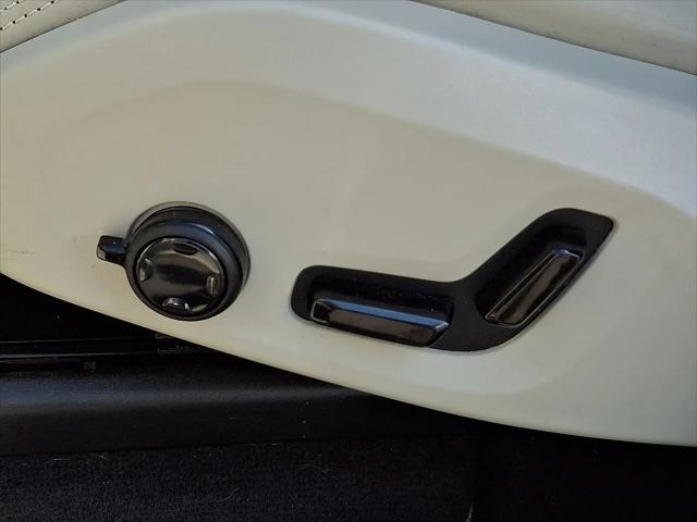2022 Volvo XC60 B5 Inscription