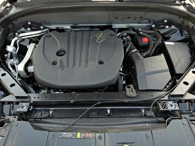 2022 Volvo XC60 B5 Inscription