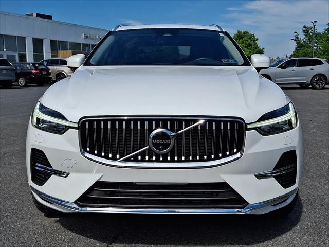 2023 Volvo XC60 Recharge T8 Ultimate Bright Theme