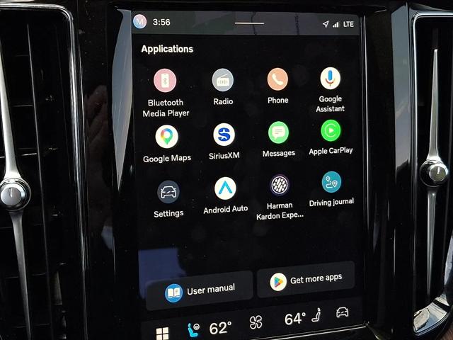 2023 Volvo XC60 Recharge T8 Ultimate Bright Theme