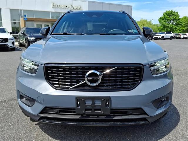 2021 Volvo XC40 T5 R-Design