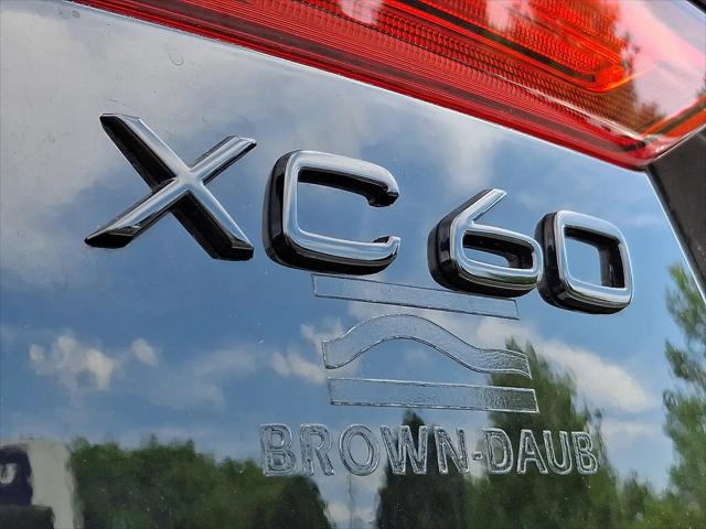 2024 Volvo XC60 Recharge T8 Ultimate Black Edition