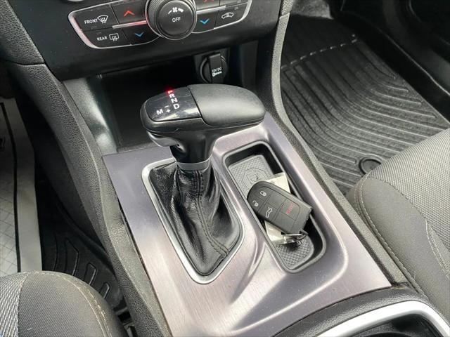2015 Dodge Charger SE