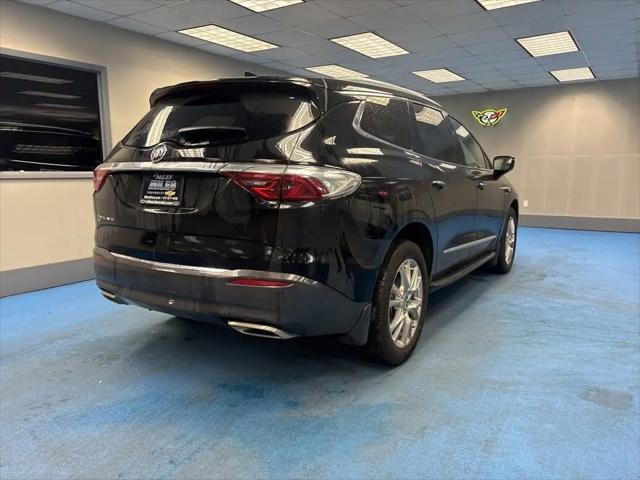 2023 Buick Enclave Essence AWD